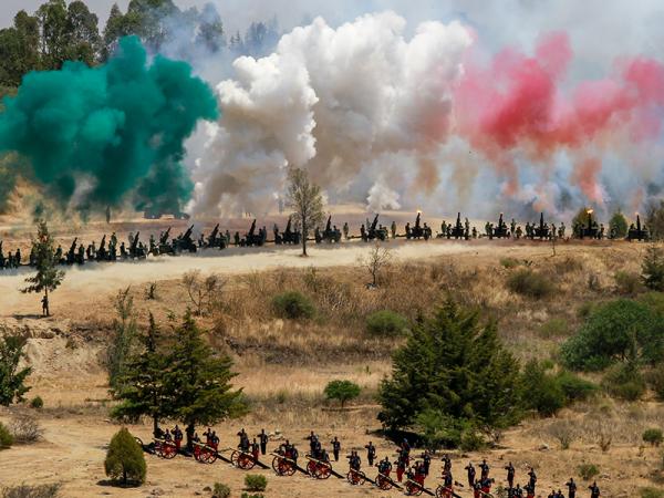 Los Juegos:                            Puebla, 5 de Mayo y altura de Estado