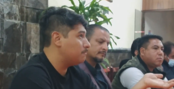 "Conflicto en el transporte de Amozoc: Ruta 100 vs. Súper Express, ¿quién resolverá la violencia creciente?"