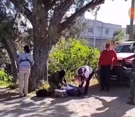 ¡Dramático rescate! Joven de 17 años salvado de una barranca por Protección Civil en Amozoc