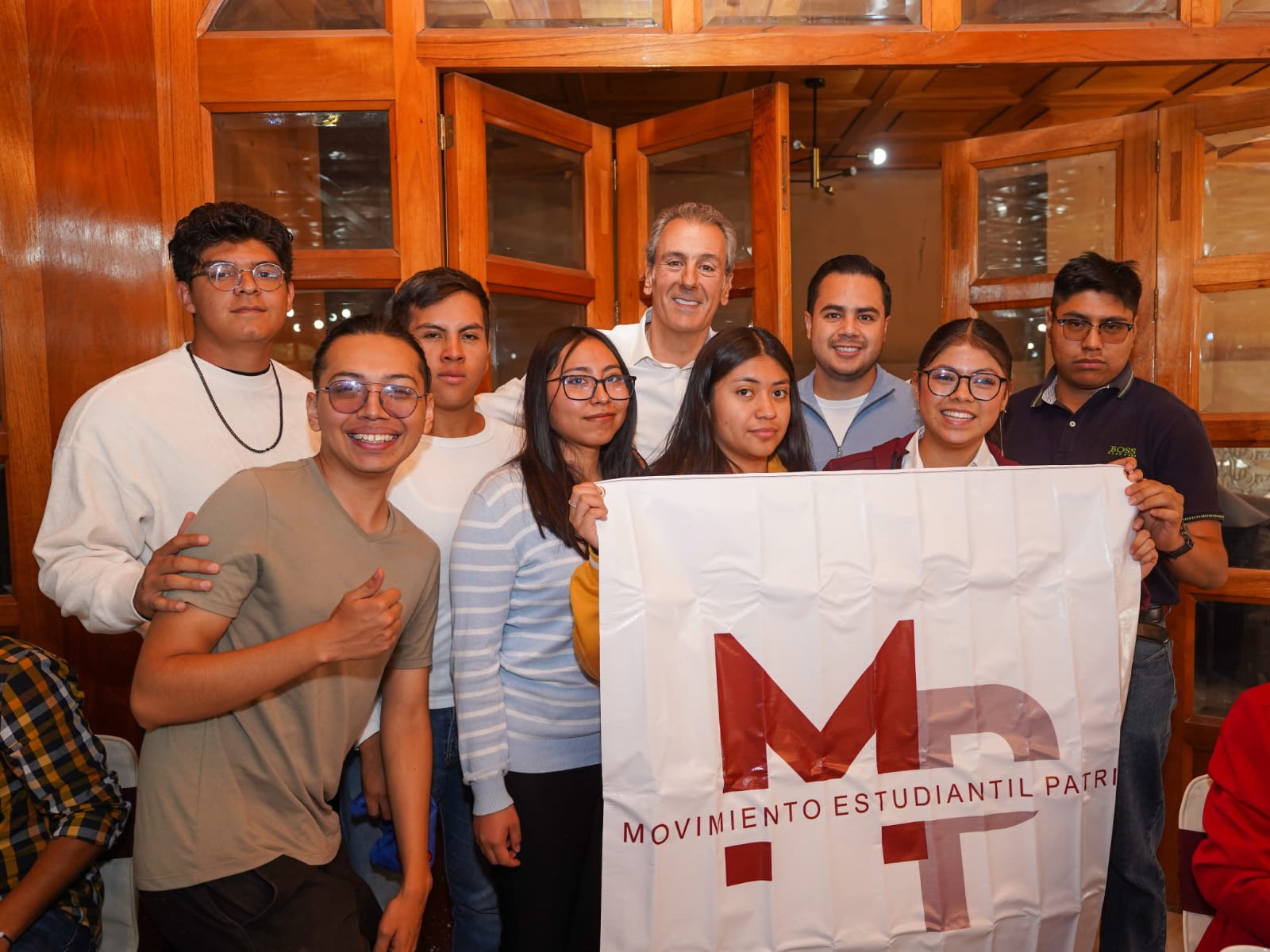 Pepe Chedraui hace equipo con las y los jóvenes por la Puebla del Futuro