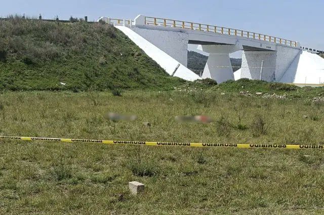 Abandonan Dos Cadáveres con Señales de Violencia en Amozoc
