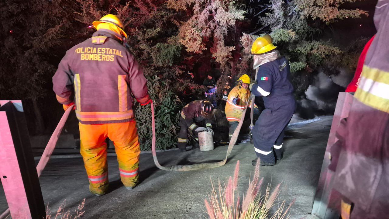 Controlan incendio en predio cercano al Parque Industrial Chachapa, Amozoc