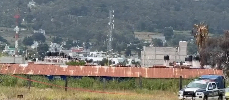 Localizan cadáver de joven sin identificar a un costado de la autopista Puebla-Orizaba, en Amozoc