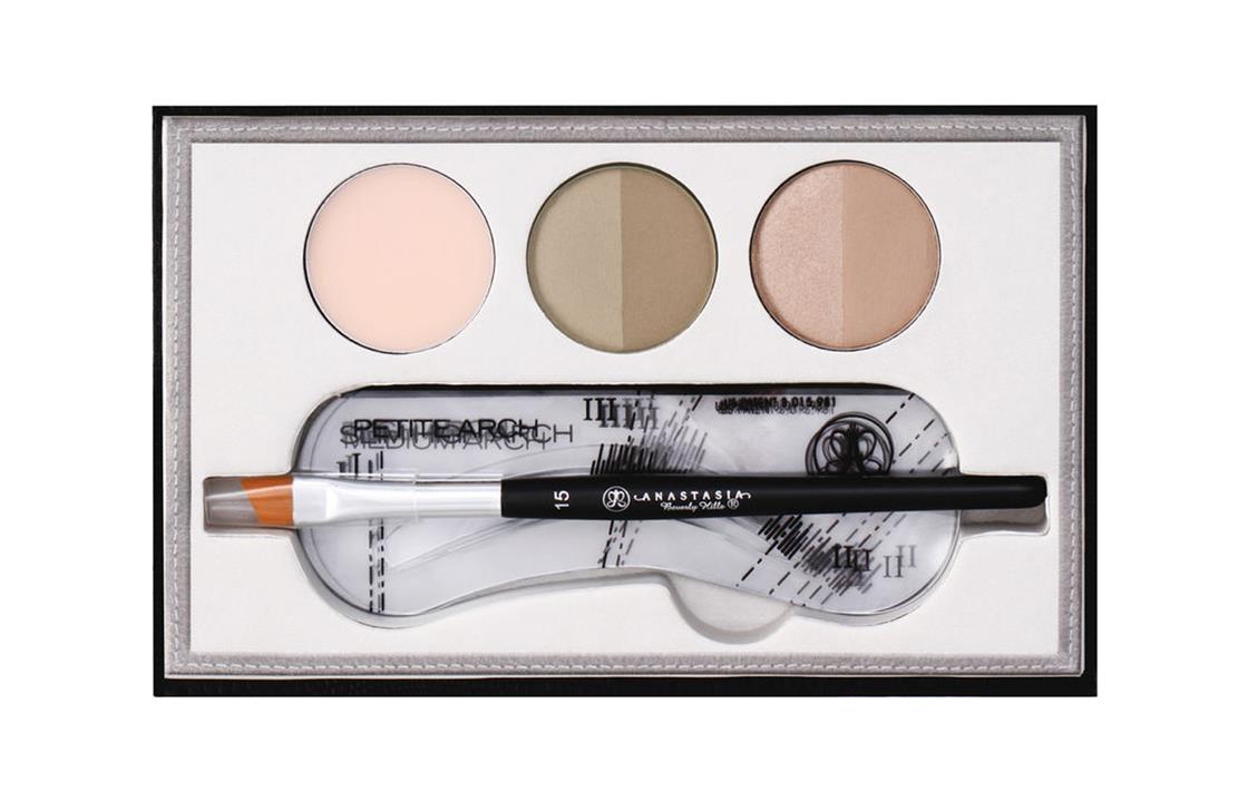 مجموعه  العيون من انستاريا بيرفلي هلز