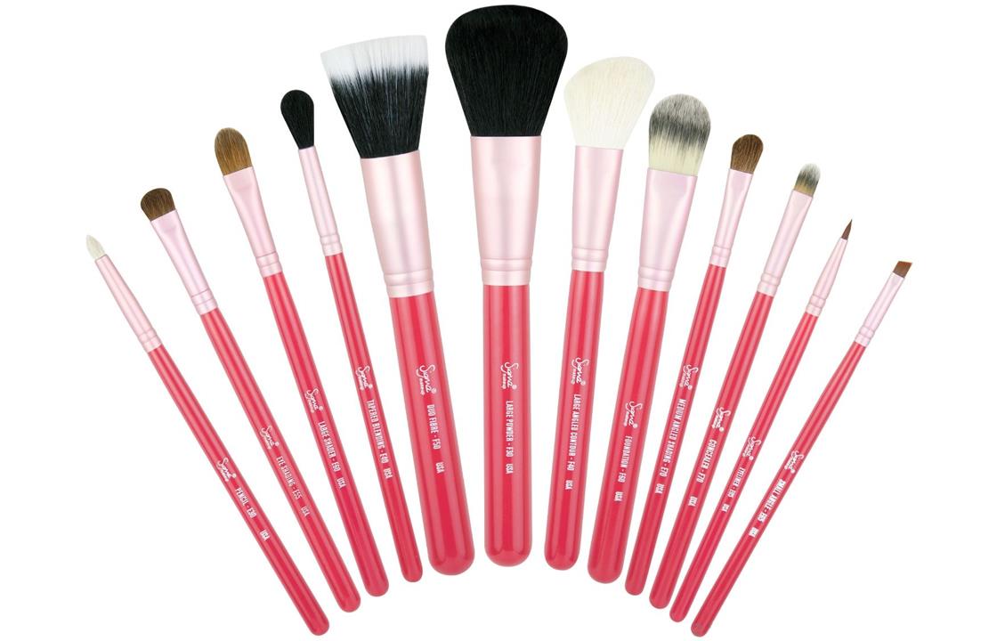 Travel Kit - Make Me Blush