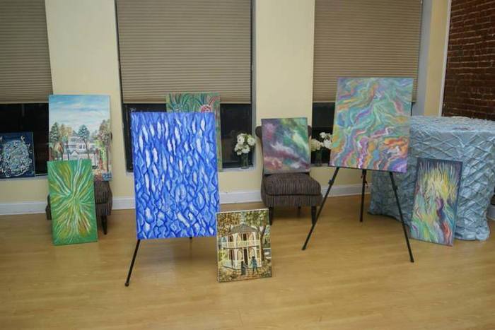 am an artist ( painter)