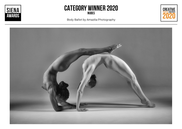 Amazilia Category Winner at 2020 Creative Photo Awards