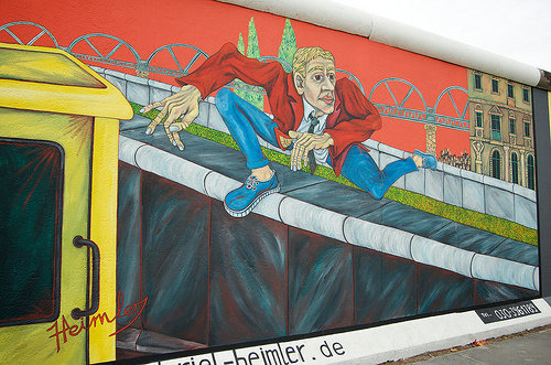  GLOBAL COMPOSITIONS, THE WALL JUMPER
