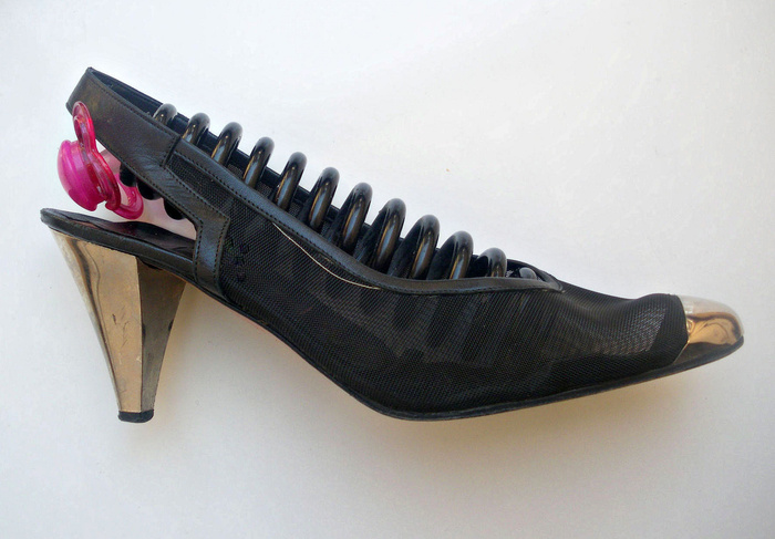 Shoe