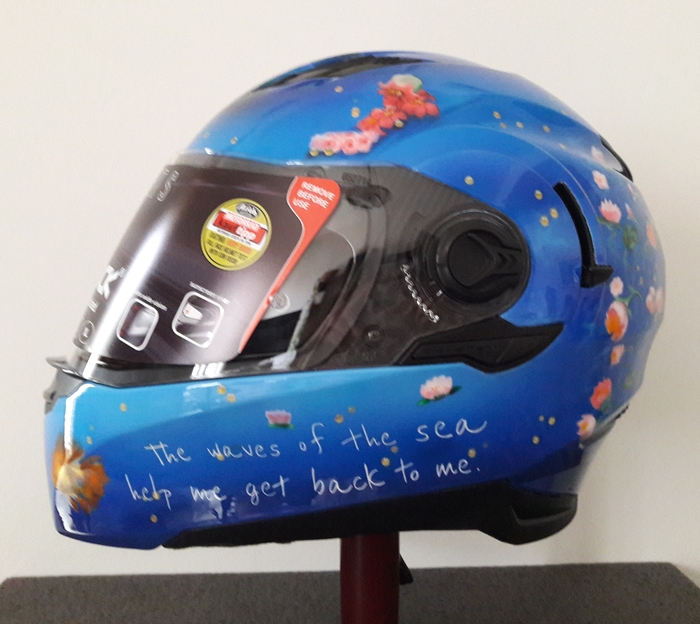Sirens-themed custom helmet side 2