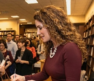 QueenNoble Dr. Elle Ramirez