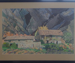 Bâtisse au pied de la montagne