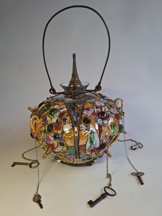 "The key to happyness" by Cobie Wijlens