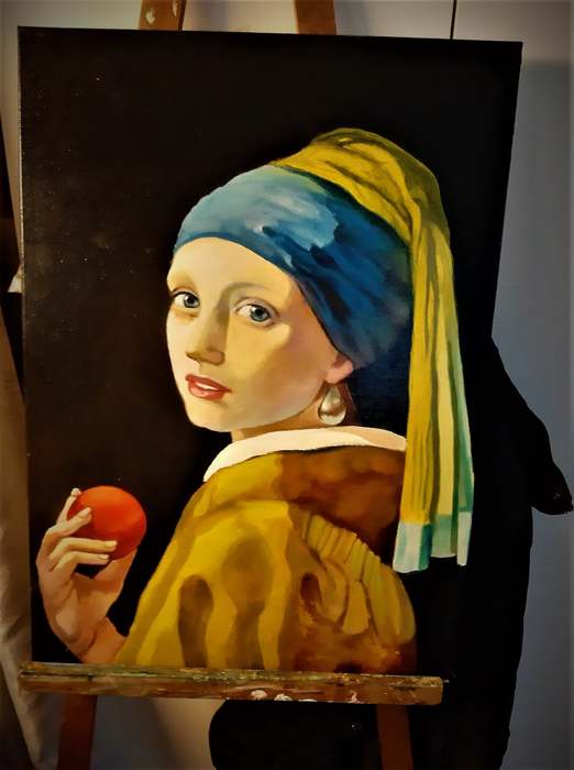 Weermer girl with an apple