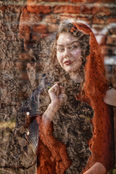 Wall’s Testimony: Memory Hidden in Red (2026)