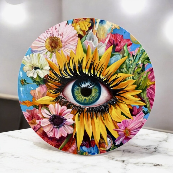 "Eye of the flower's soul"