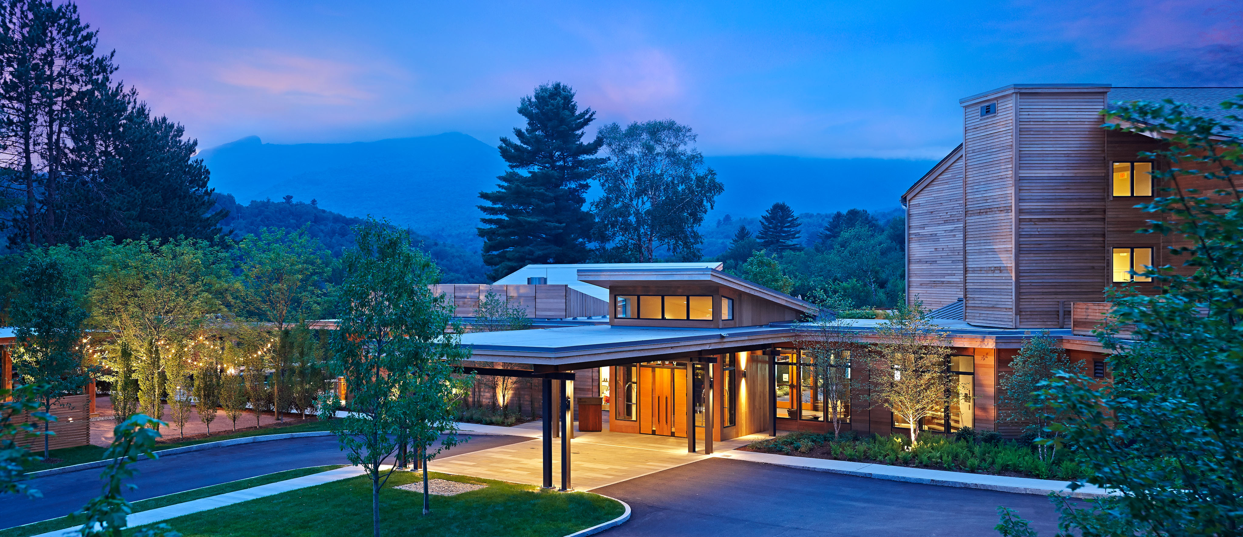 Topnotch Resort - Home