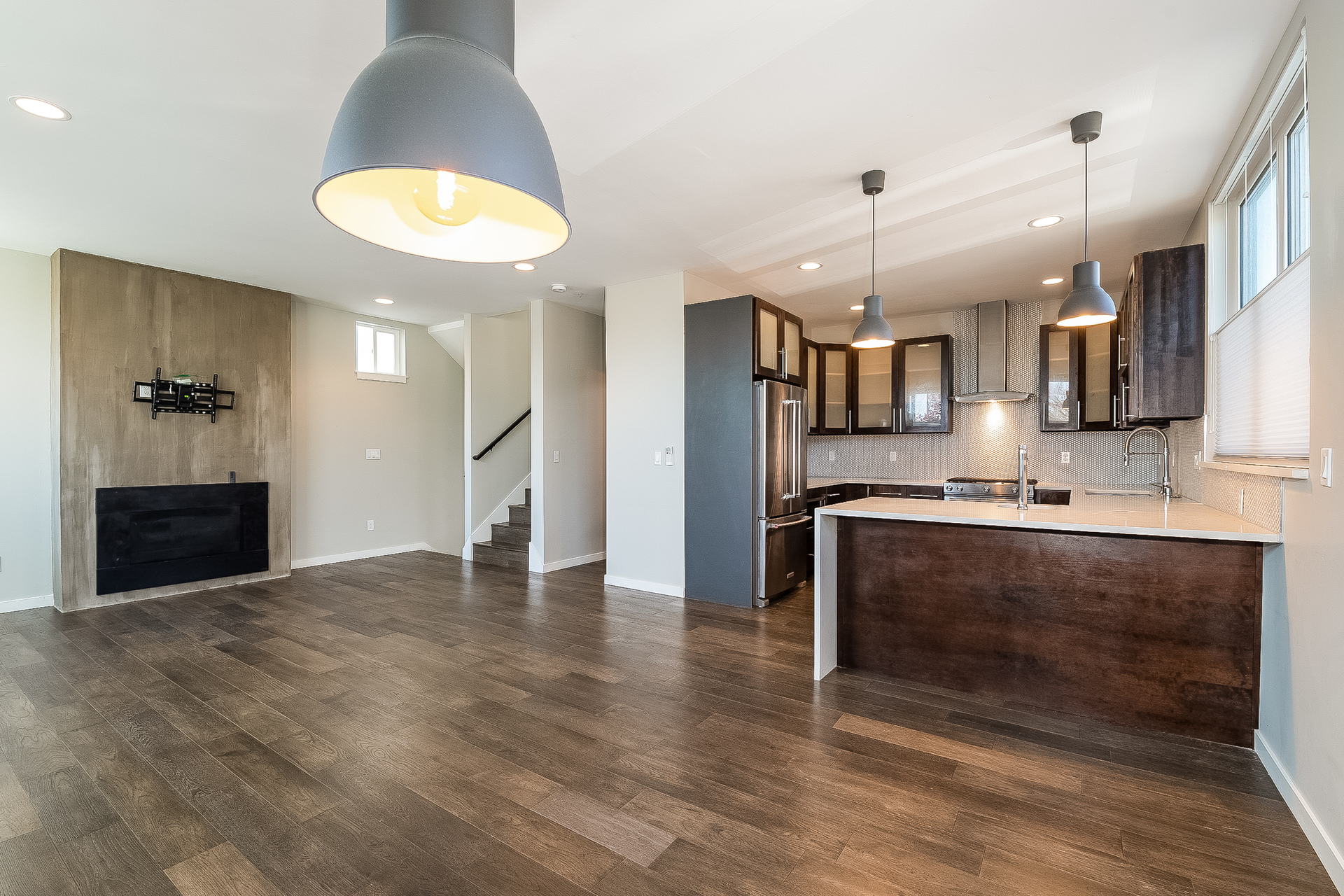 Gold Bar Property Management is so 80s Belong