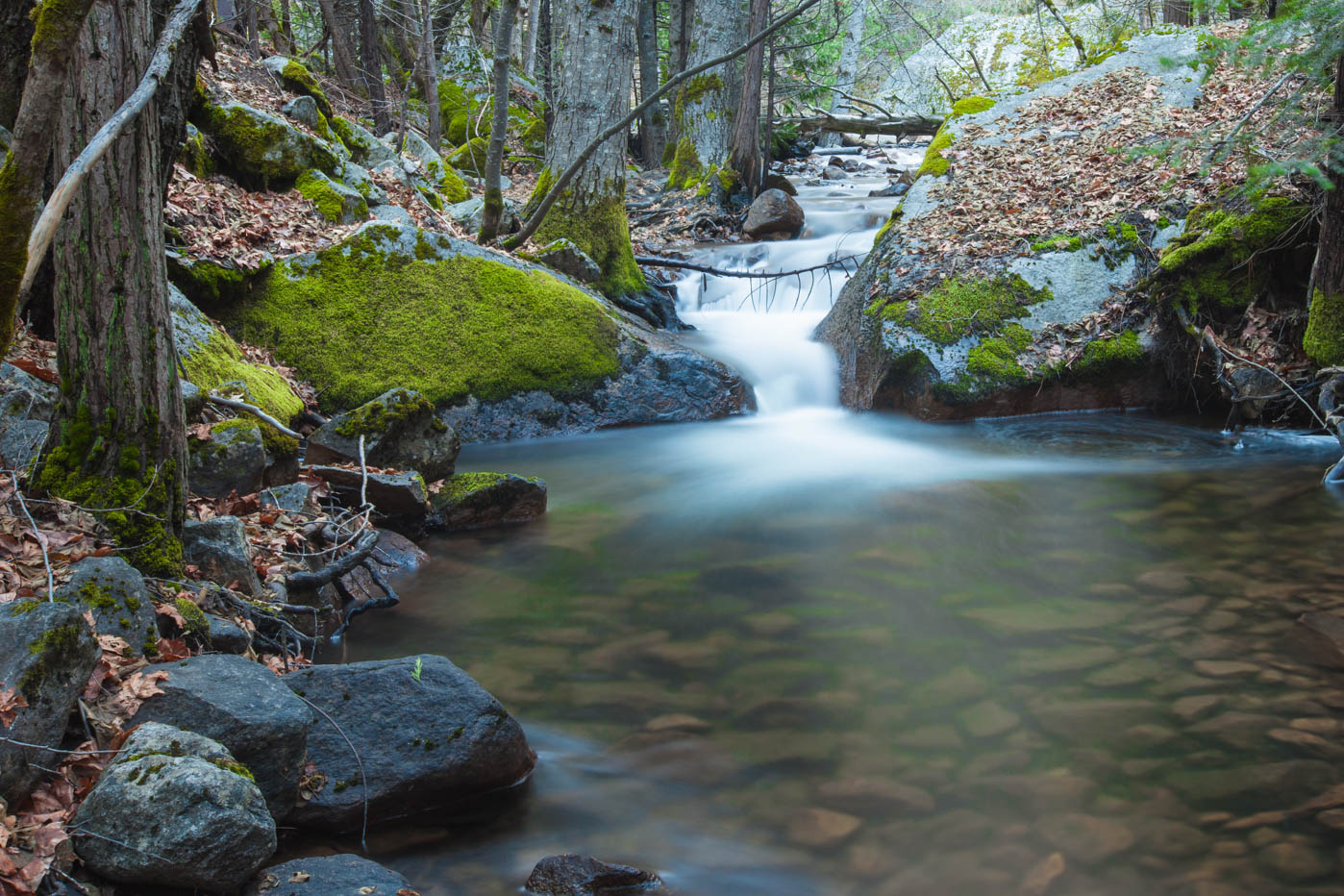 Merced River, Yosemite National Park - How to Photograph Silky Waterfalls #vezzaniphotography
