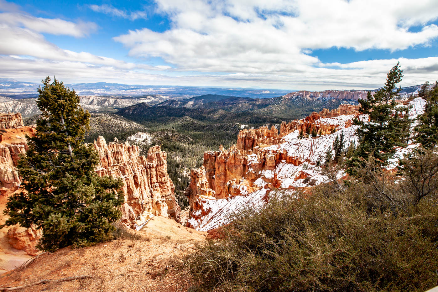 18-Mile Scenic Drive Ponderosa Point Overlook at Bryce Canyon National Park #vezzaniphotography