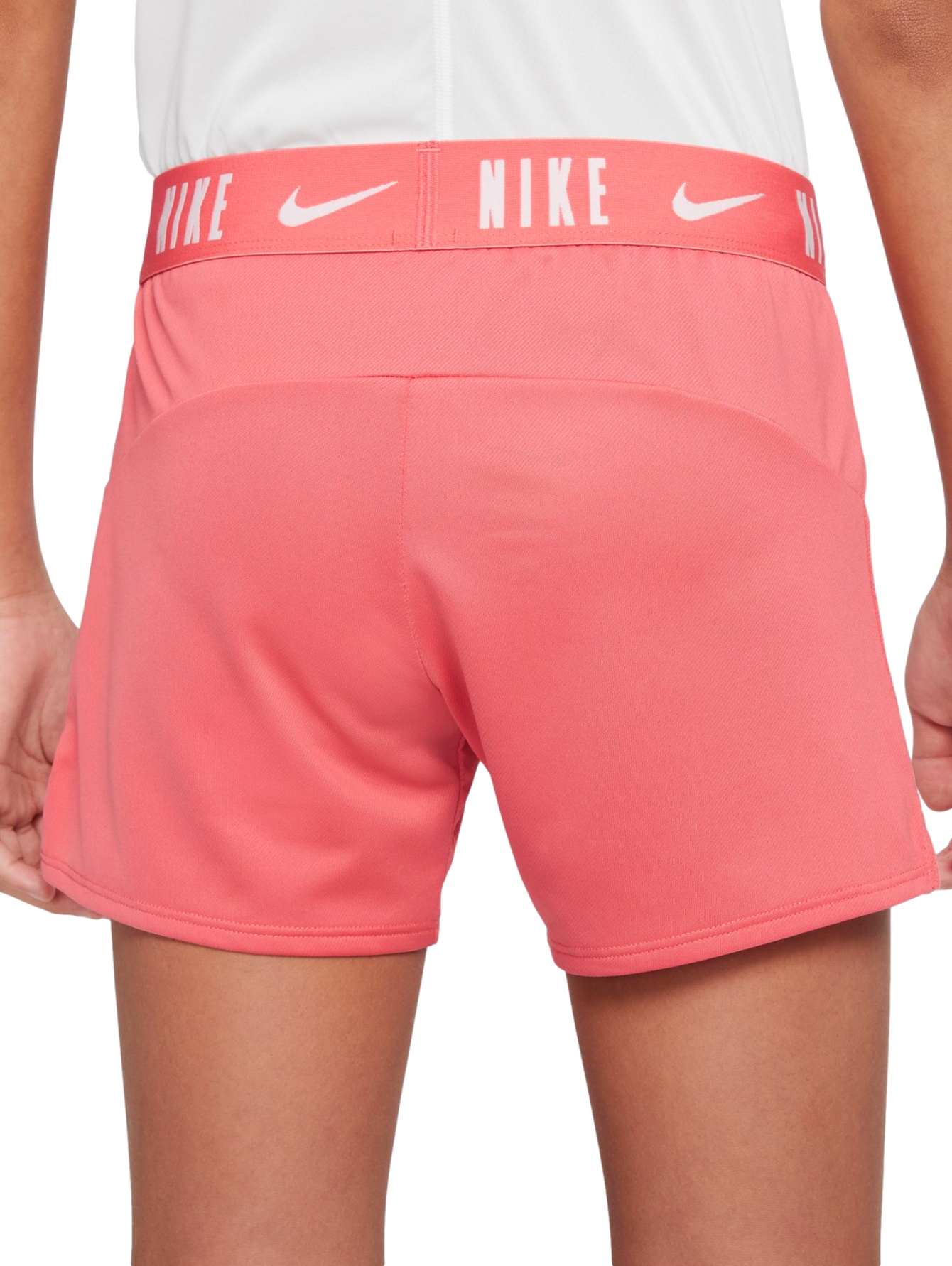 short nike trophy