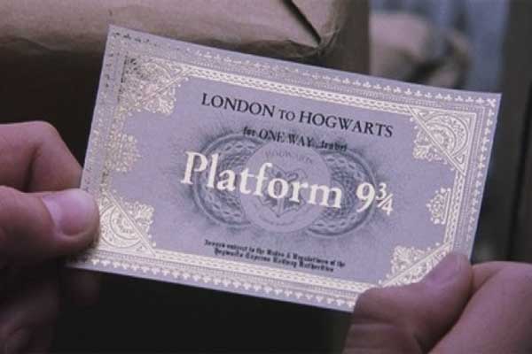Este fanático de 'Harry Potter' intentó atravesar una pared en Londres