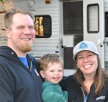 Kevin & Lindsay - Hopeful Adoptive Parents