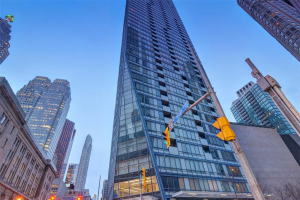 8 The Esplanade Ave 8 The Esplanade Ave