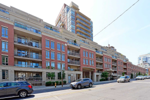 900 Mount Pleasant Rd, Toronto