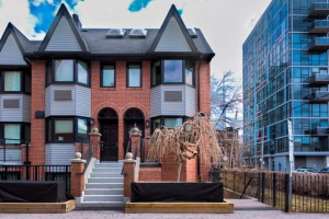 570 Wellington St W 570 Wellington St W