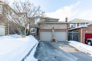 1094 Dunbarton Rd, Pickering