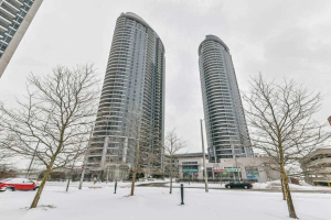 125 Village Green Sq 125 Village Green Sq