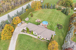 1 Stone Sound Rd, Scugog