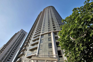 125 Village Green Sq E 125 Village Green Sq E