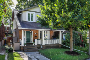 391 Glenlake Ave, Toronto