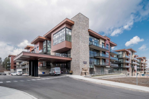 1575 Lakeshore Rd W, Mississauga