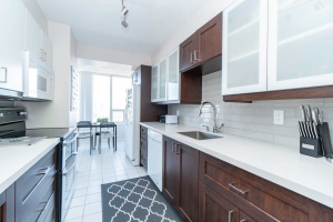 700 Constellation Dr, Mississauga