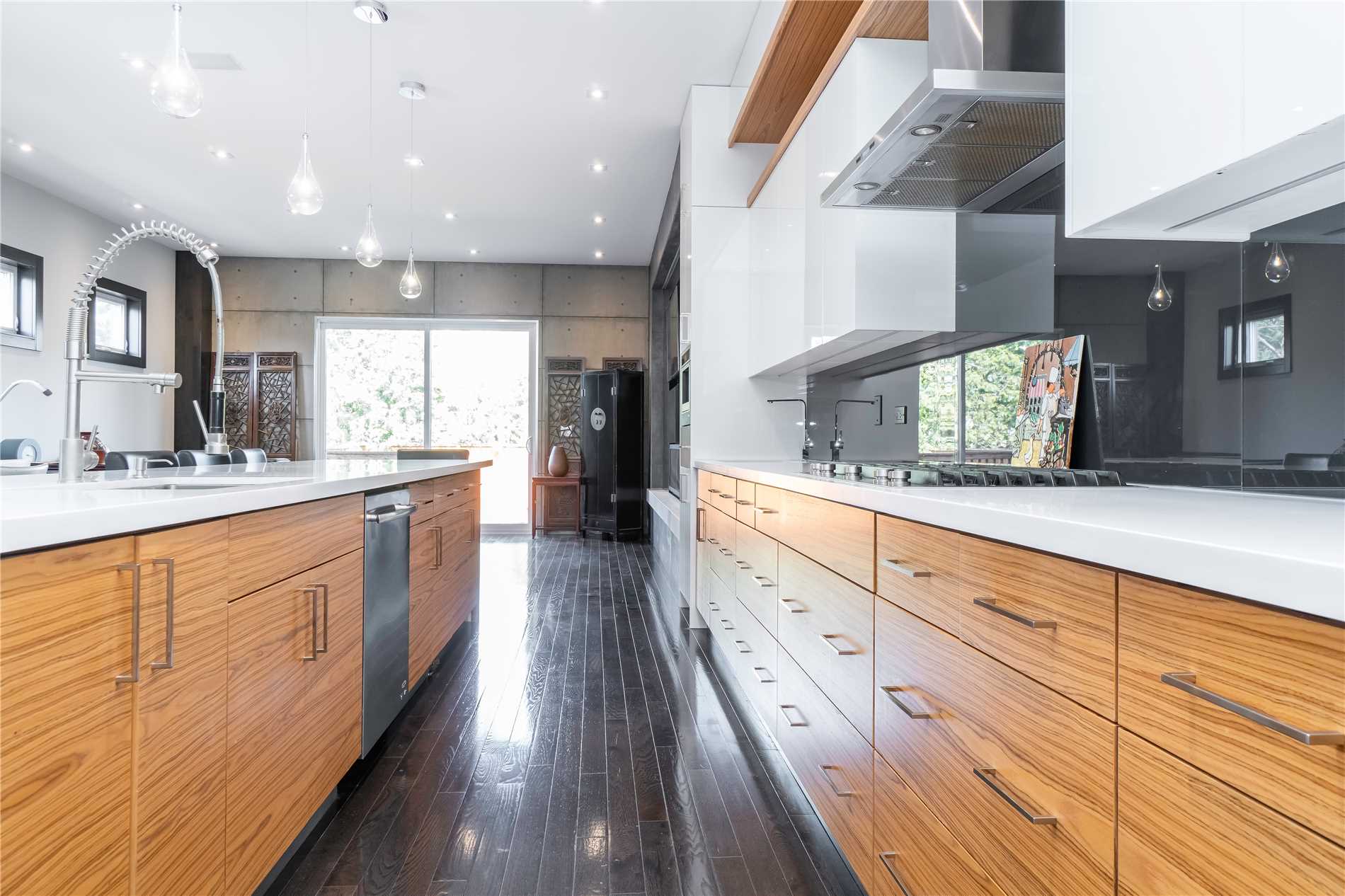 31b Pine Ave N Mls W4406716 See This Semi Detached House