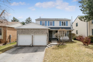 3203 Folkway Dr, Mississauga