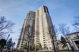 35 Kingsbridge Garden Circ, Mississauga