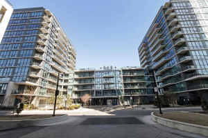 1185 The Queensway Ave W 1185 The Queensway Ave W