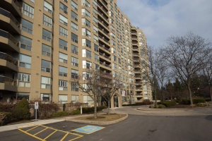 1800 The Collegeway Way, Mississauga