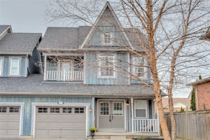 1185 Meadowgrove Crt, Mississauga