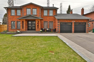 4378 Palisades Lane, Mississauga