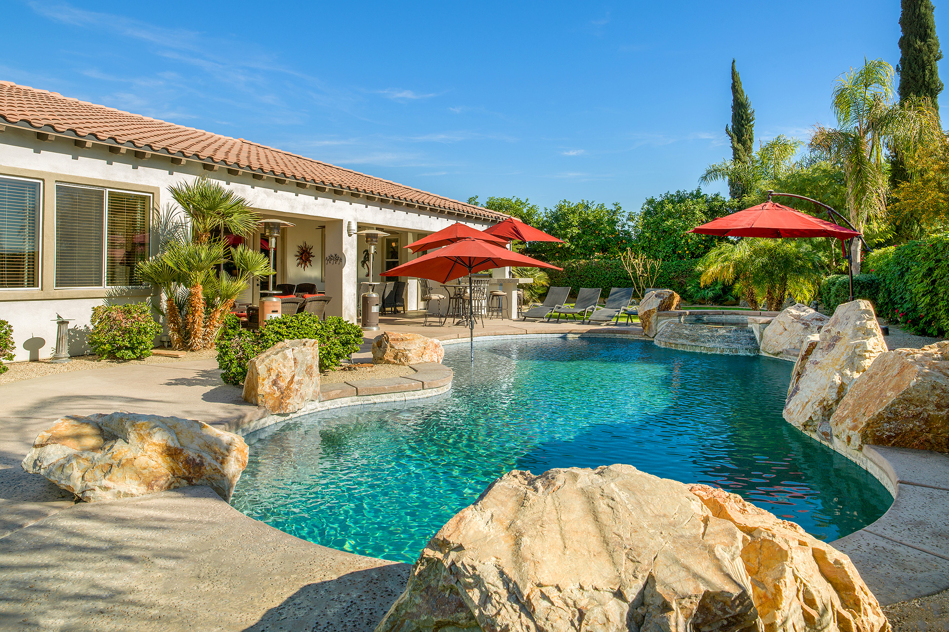 Villa Blanca 6 Bedroom Getaway | Photo 2