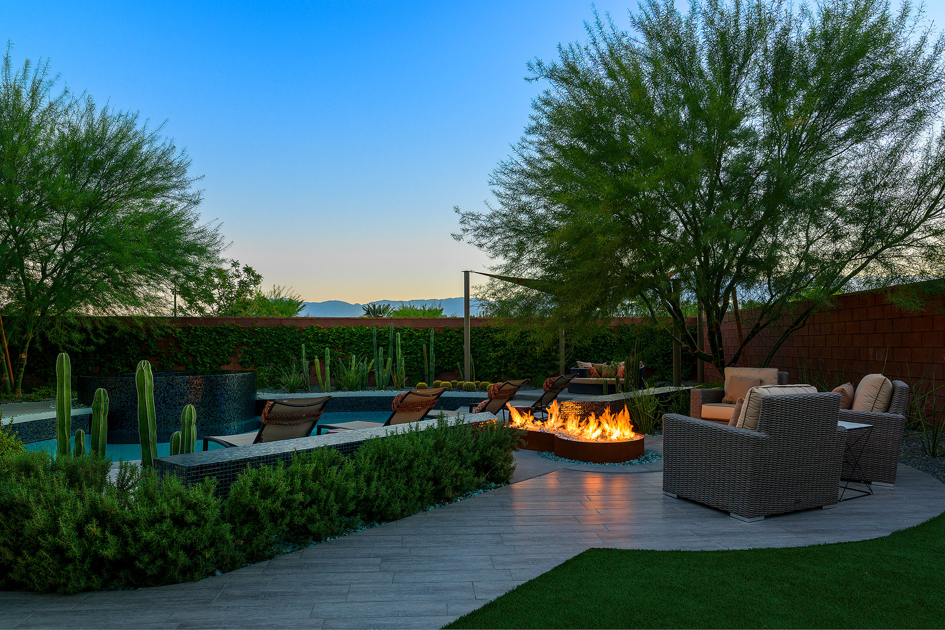 Empire Greens Resort Yard, Pool, Infinity Spa & Firepit | Photo 48