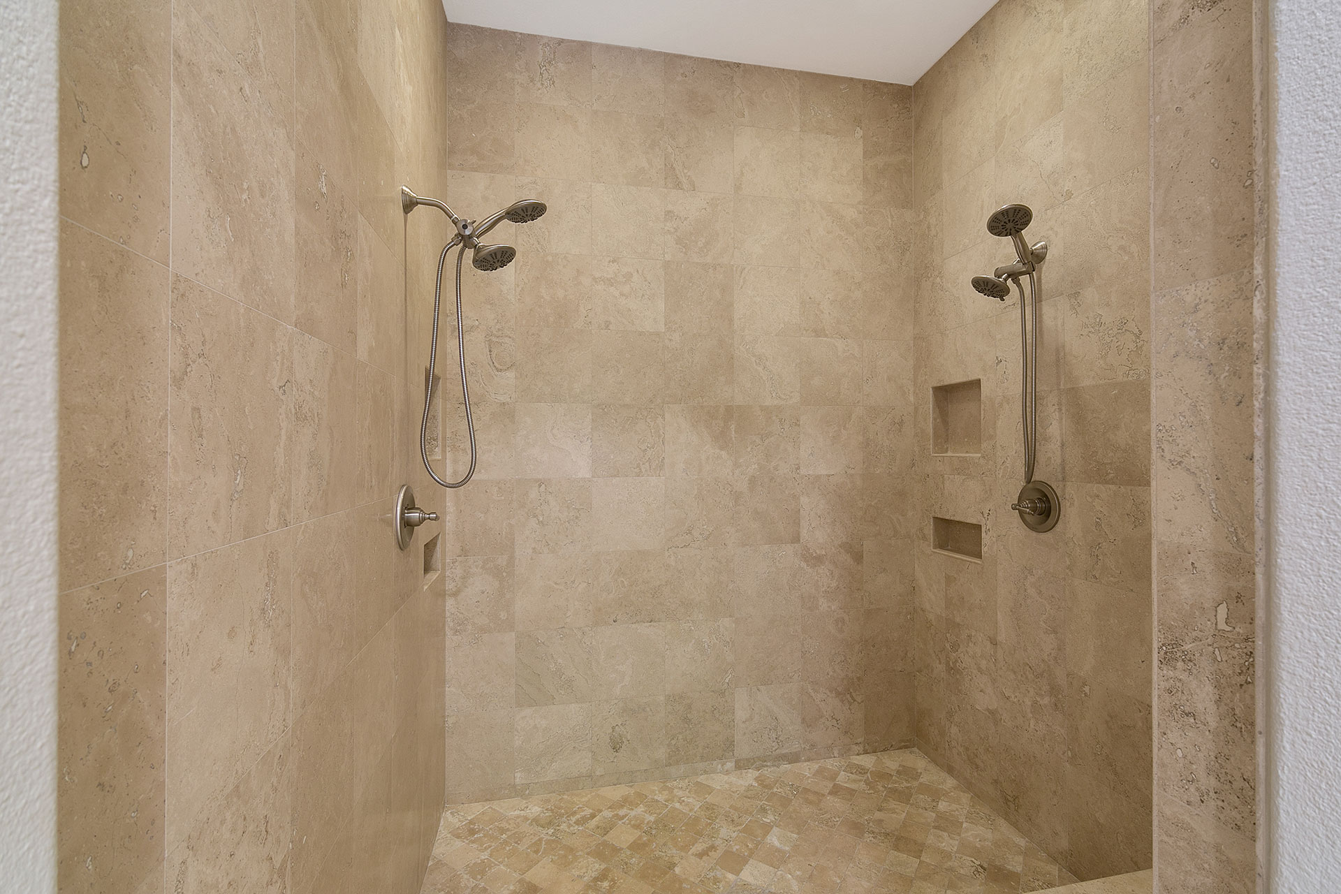 Casa Legendario PGA West 5 BR, Misters & Infinity Pool #067933 | Photo 24