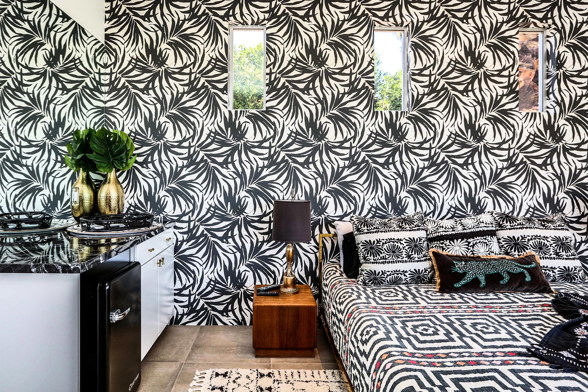 The Bird House of Rancho Mirage - A Swanky Poolside Paradise | Photo 34