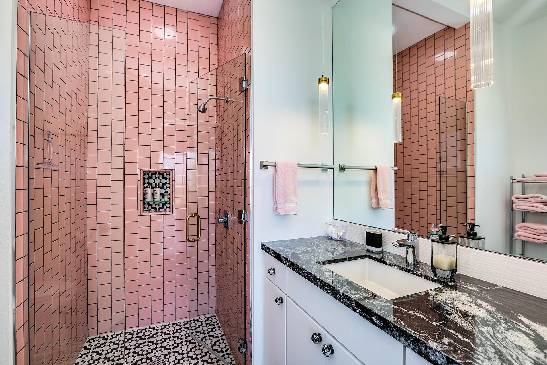 The Bird House of Rancho Mirage - A Swanky Poolside Paradise | Photo 37