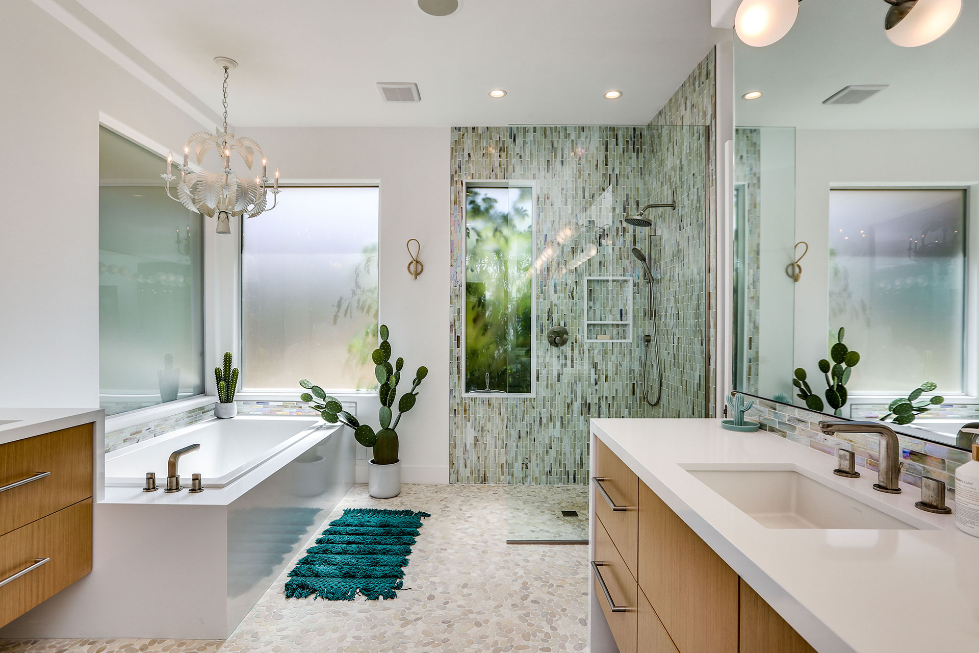 The Bird House of Rancho Mirage - A Swanky Poolside Paradise | Photo 31